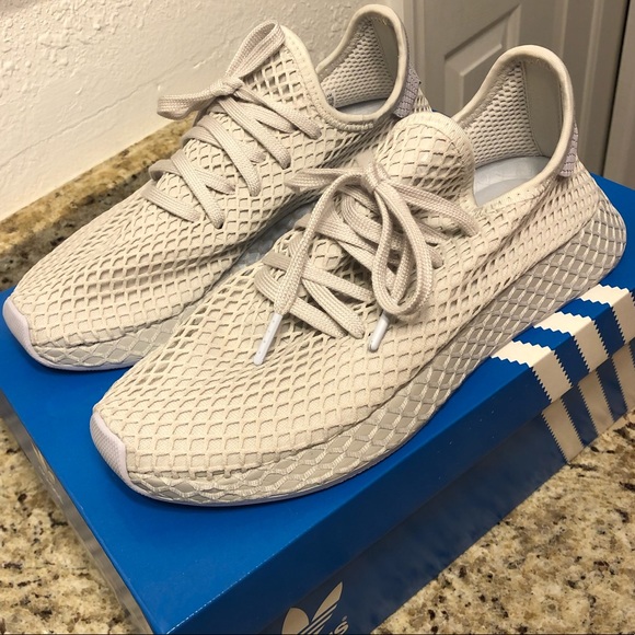 deerupt womens shoes